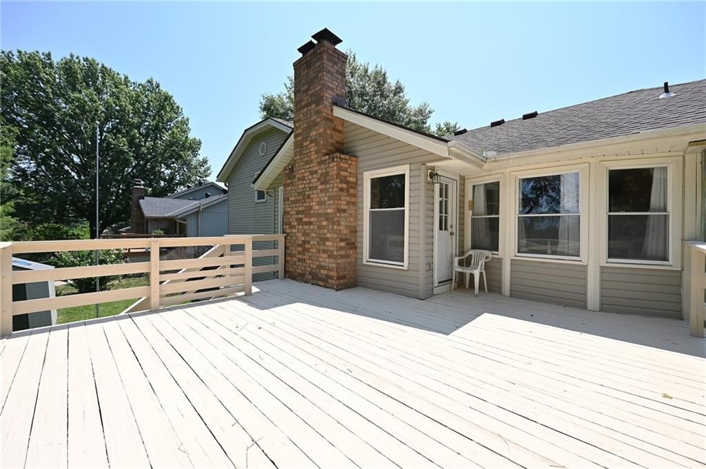 2200 NW 84th Terrace — photo 6