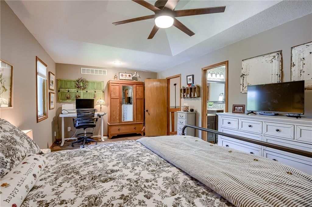 1023 Jackson Drive — photo 14