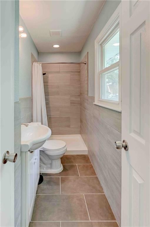 1812 NE 32nd Terrace — photo 21