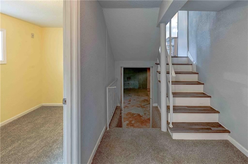 1812 NE 32nd Terrace — photo 31