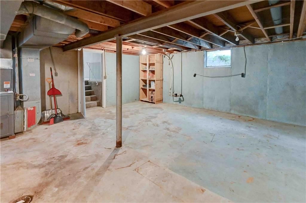1812 NE 32nd Terrace — photo 48