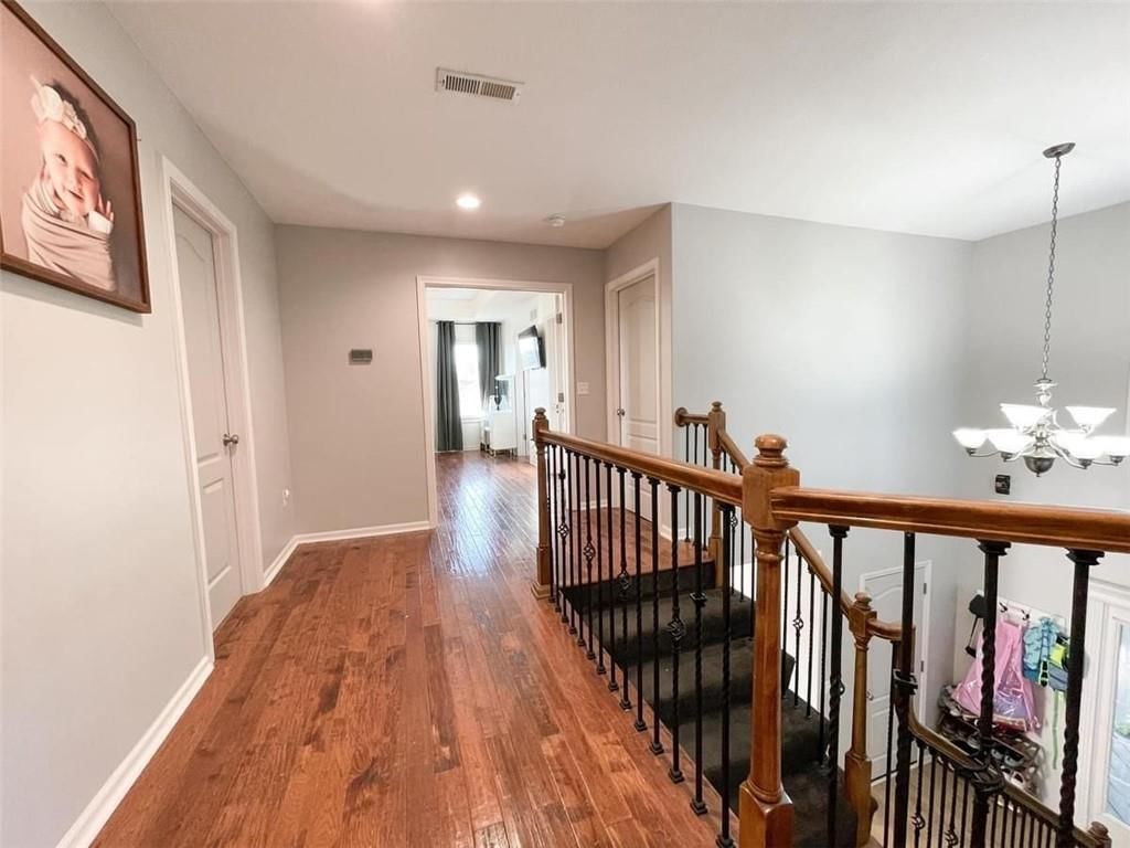908 Hemlock Street — photo 11
