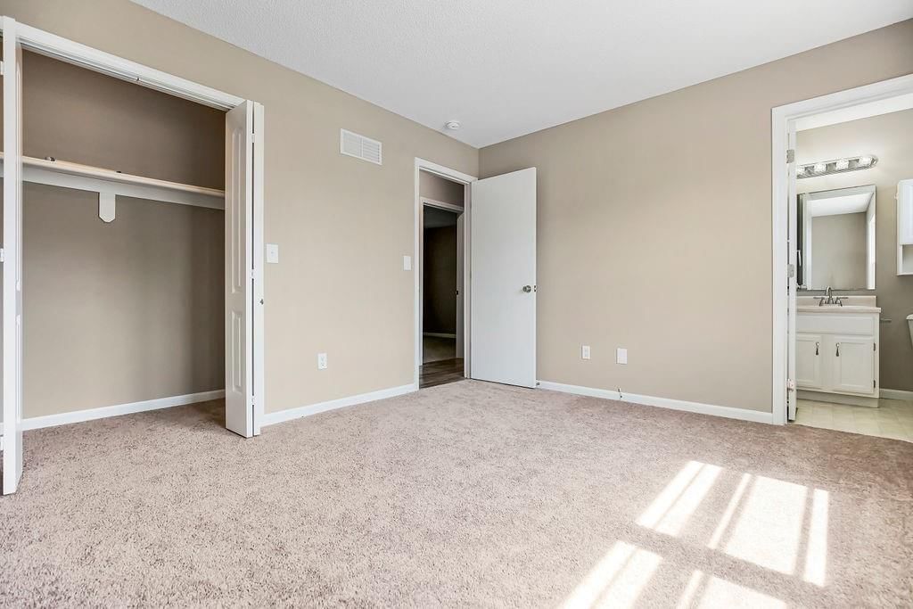 547 N MULBERRY Street — photo 17