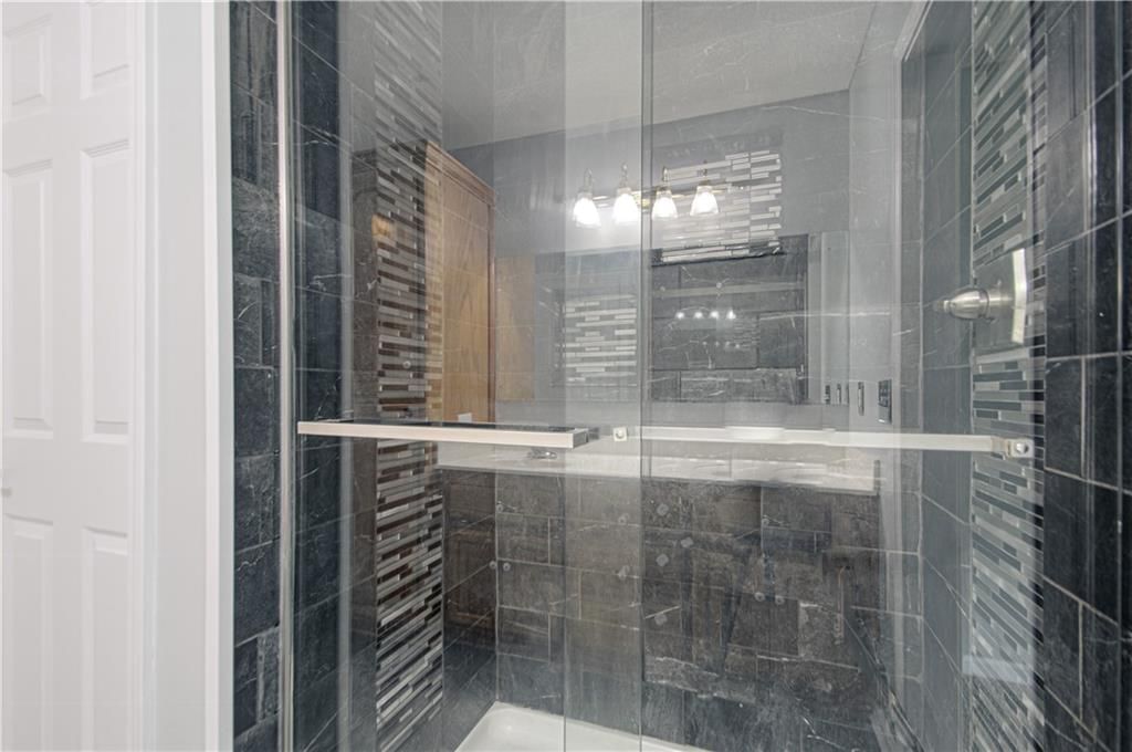 206 Bridgeport Drive — photo 17