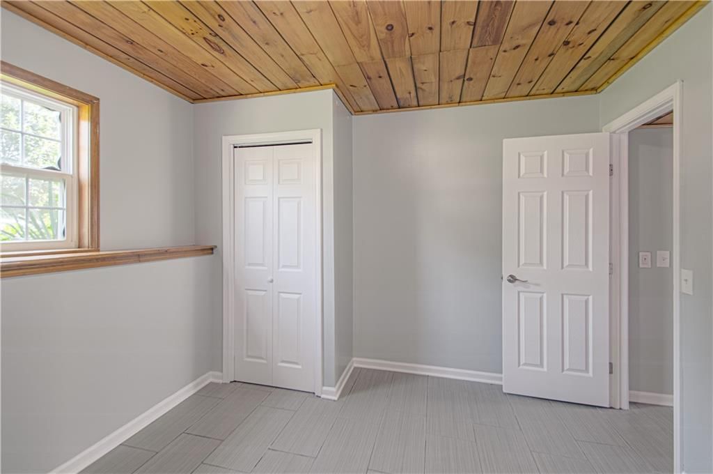 206 Bridgeport Drive — photo 26
