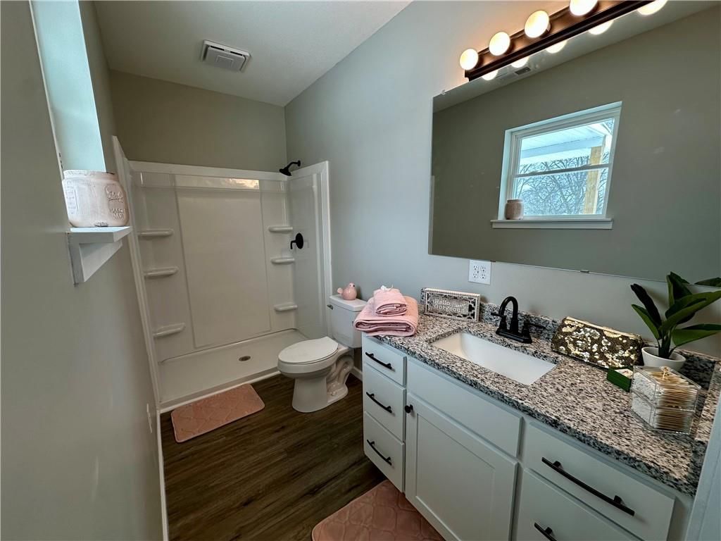 112 N Central Street — photo 25