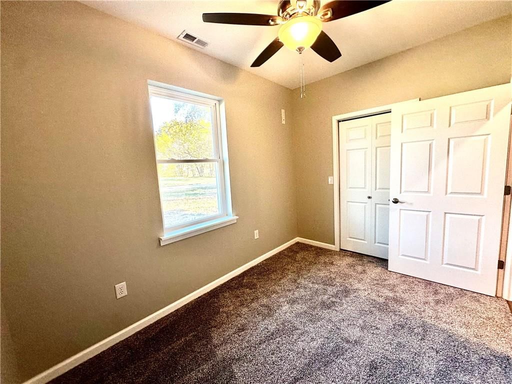 112 N Central Street — photo 30