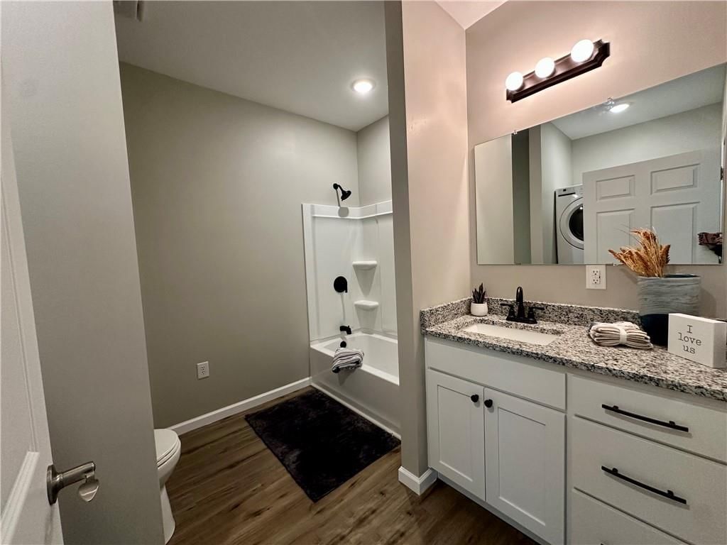 112 N Central Street — photo 35