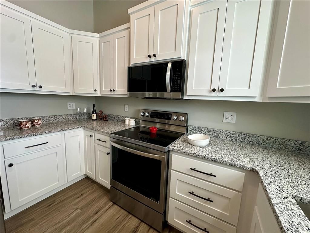 112 N Central Street — photo 8