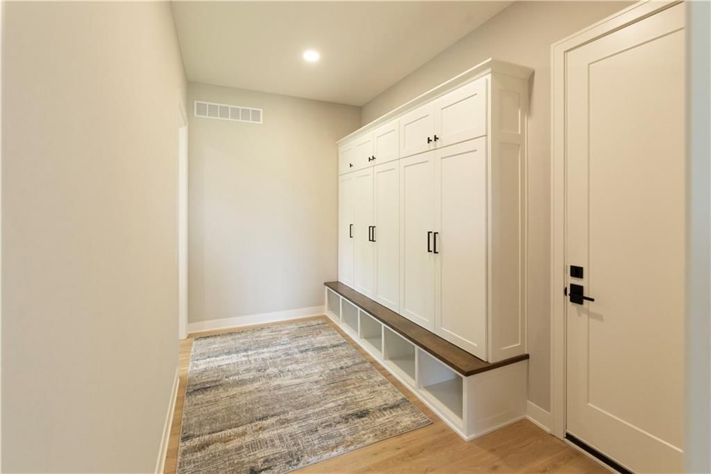 9817 Ingrid Street — photo 33