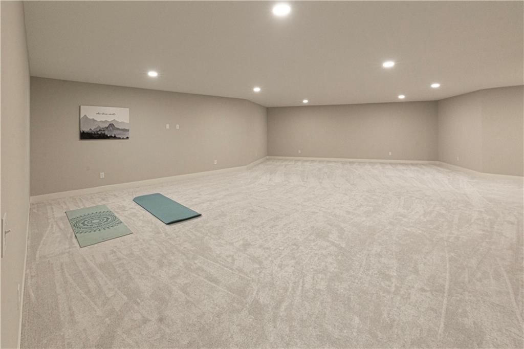 9817 Ingrid Street — photo 52