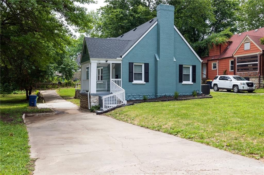 1425 E 77th Terrace, Kansas City, MO