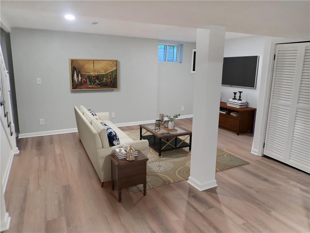 805 S Crisp Avenue — photo 20