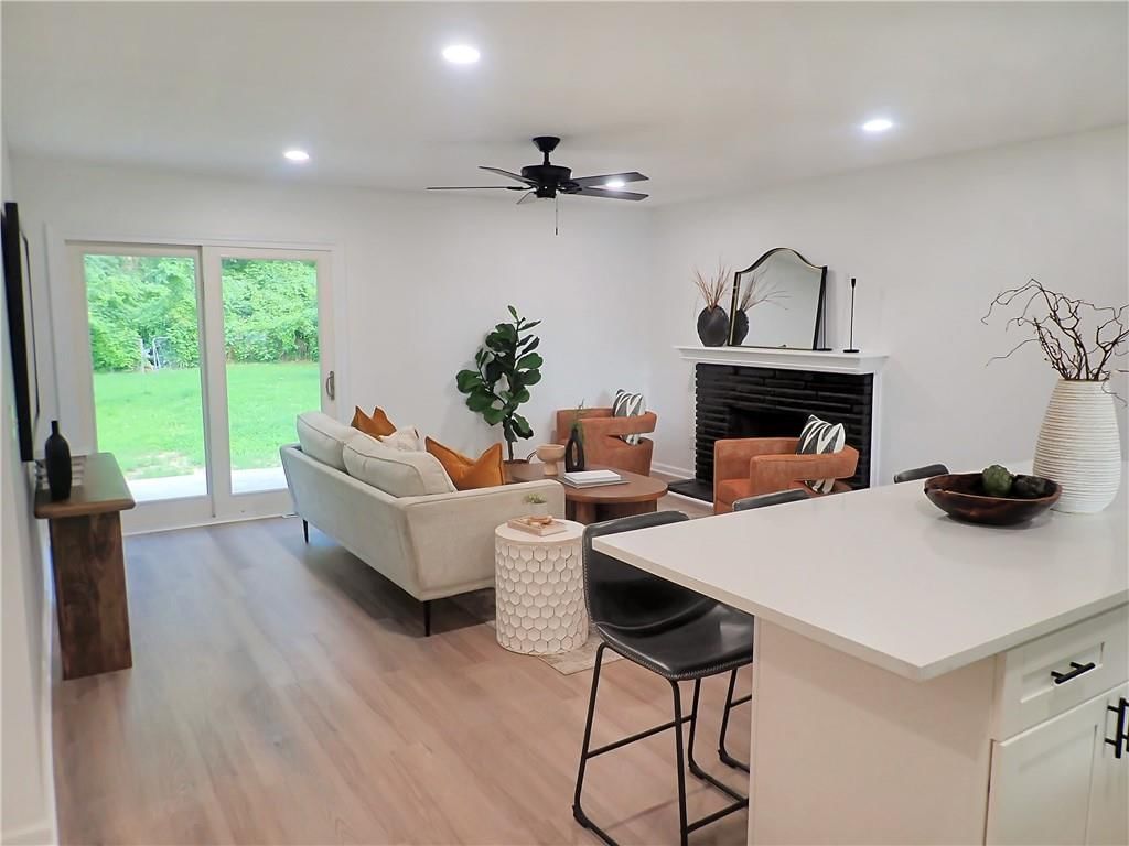 805 S Crisp Avenue — photo 7