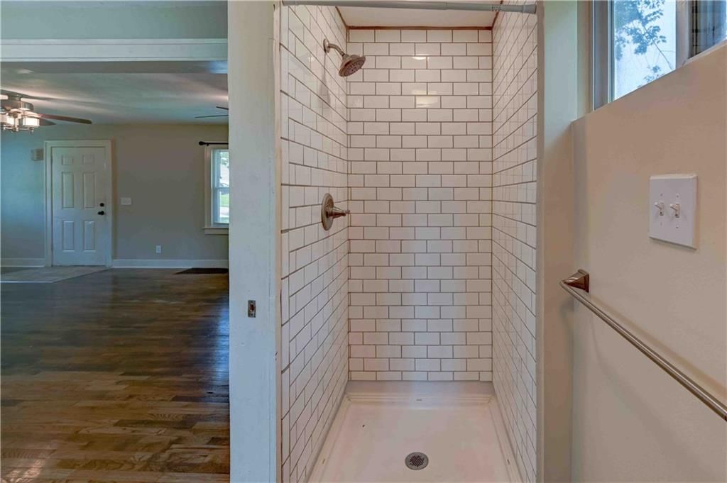 621 E Kansas Avenue — photo 22