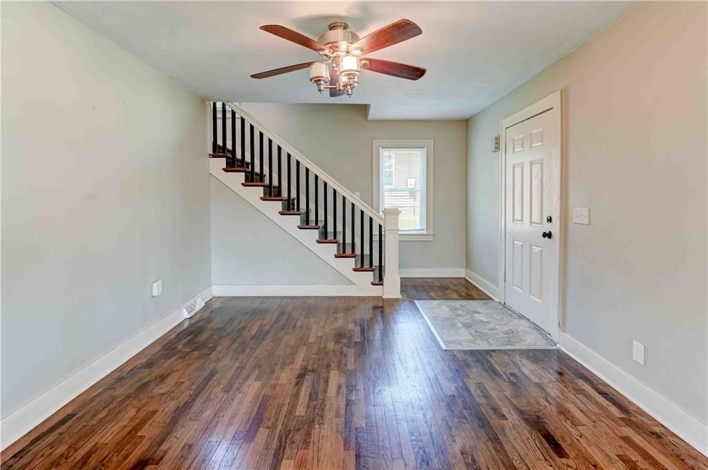621 E Kansas Avenue — photo 23