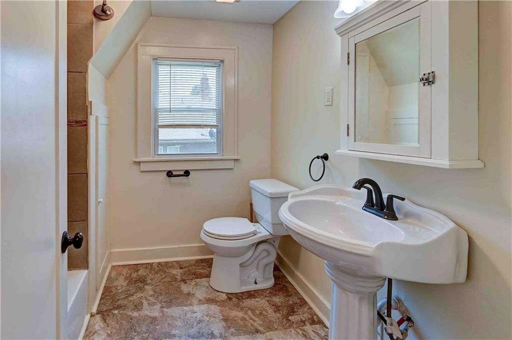 621 E Kansas Avenue — photo 29
