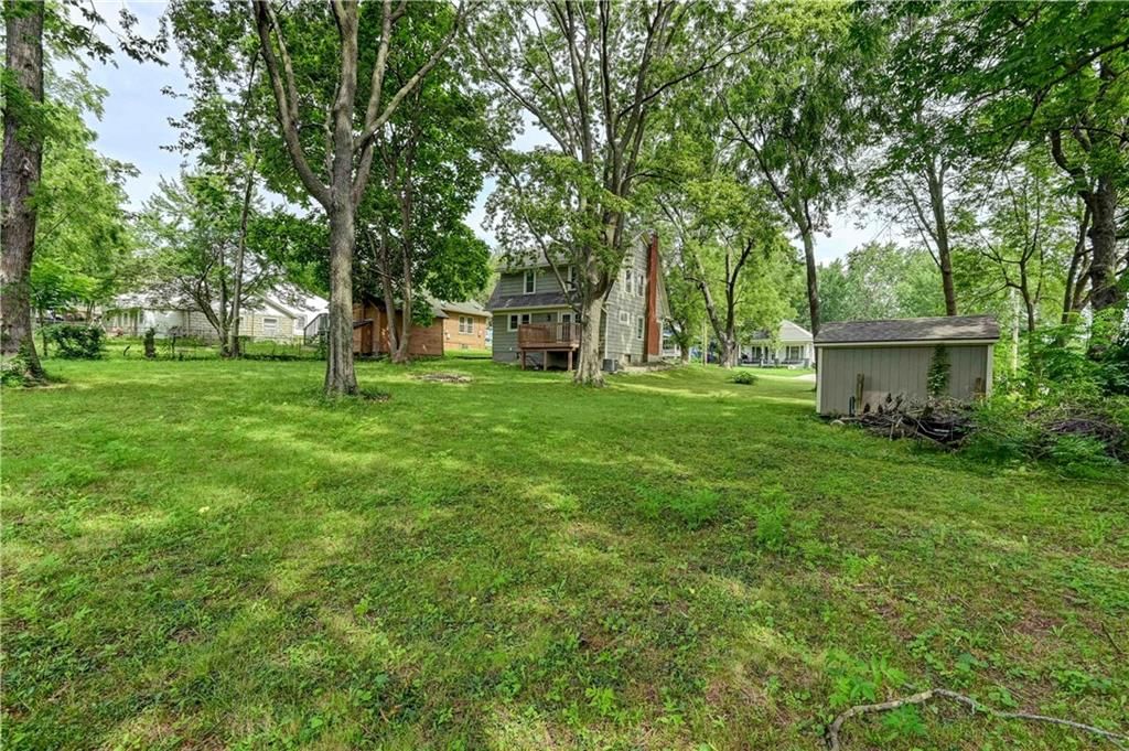 621 E Kansas Avenue — photo 43