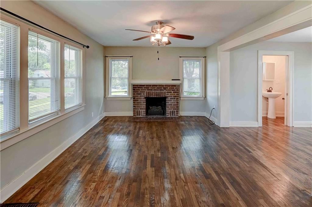 621 E Kansas Avenue — photo 7