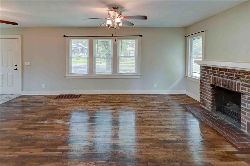 621 E Kansas Avenue — photo 10