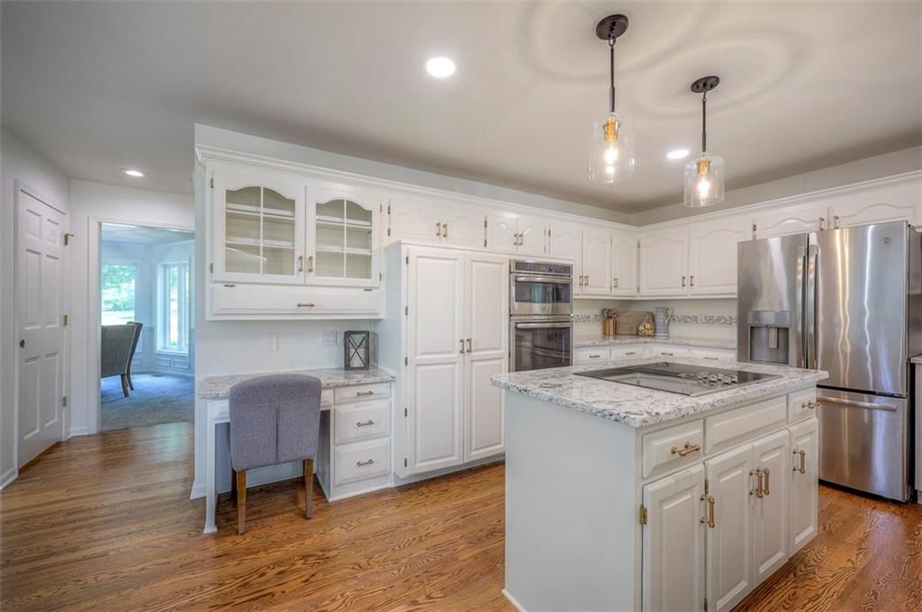 10915 W 177th Terrace — photo 32