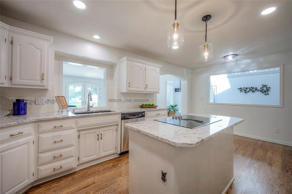 10915 W 177th Terrace — photo 33