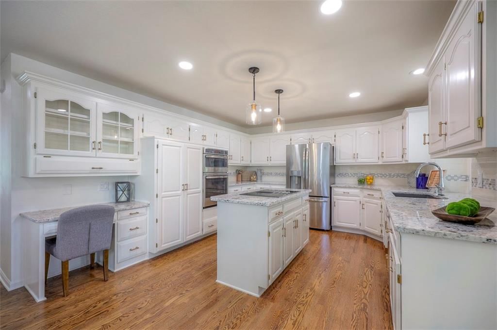 10915 W 177th Terrace — photo 36
