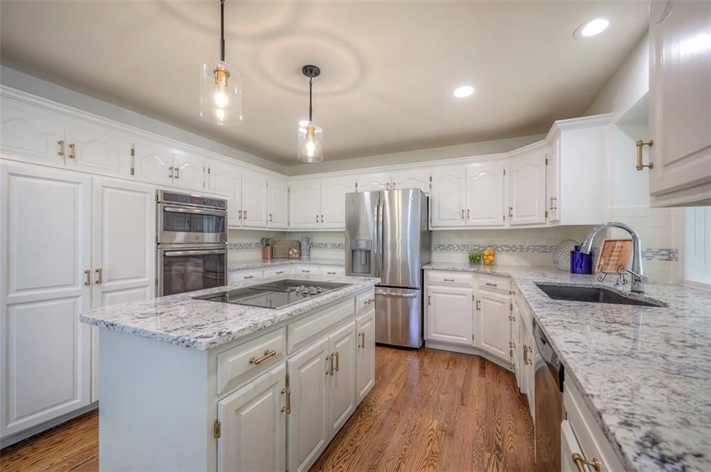10915 W 177th Terrace — photo 37