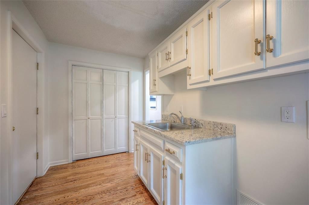 10915 W 177th Terrace — photo 41
