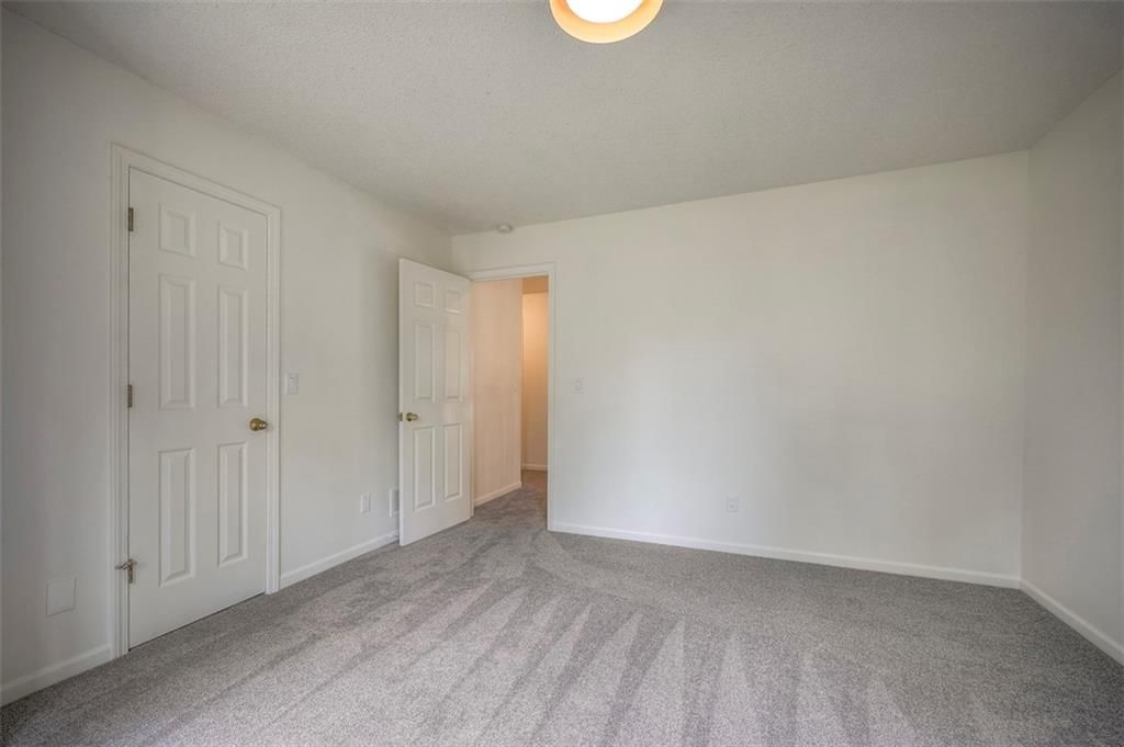 10915 W 177th Terrace — photo 43