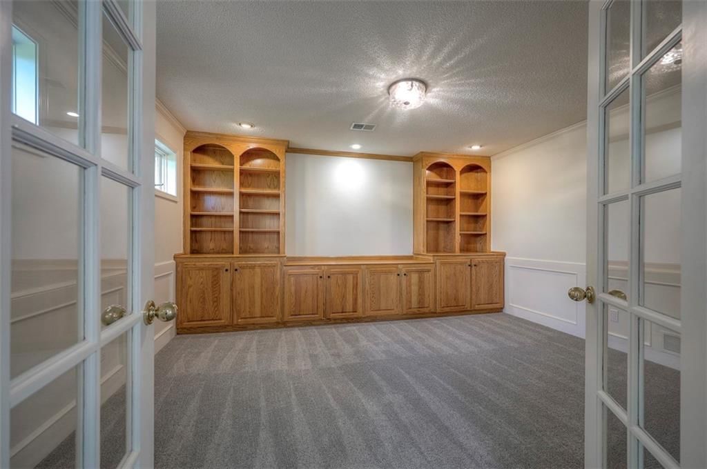 10915 W 177th Terrace — photo 48