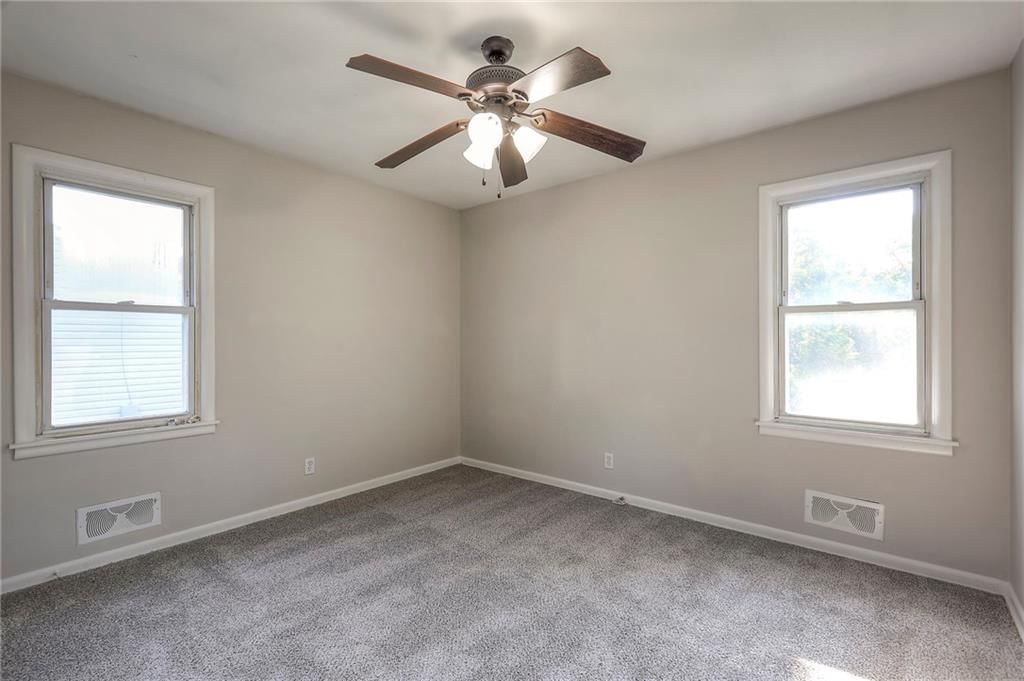 3813 S Main Street — photo 17