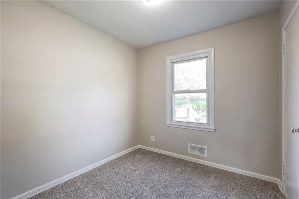 3813 S Main Street — photo 18