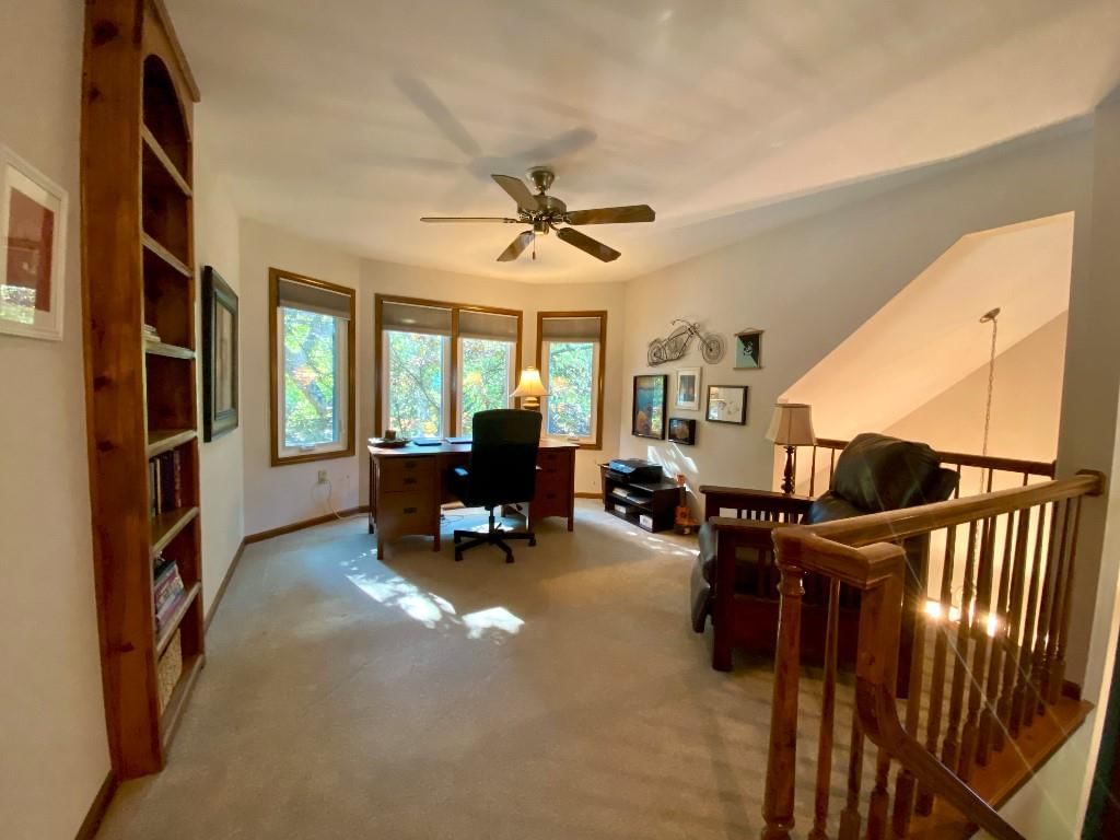 6702 Red Oak Drive — photo 12