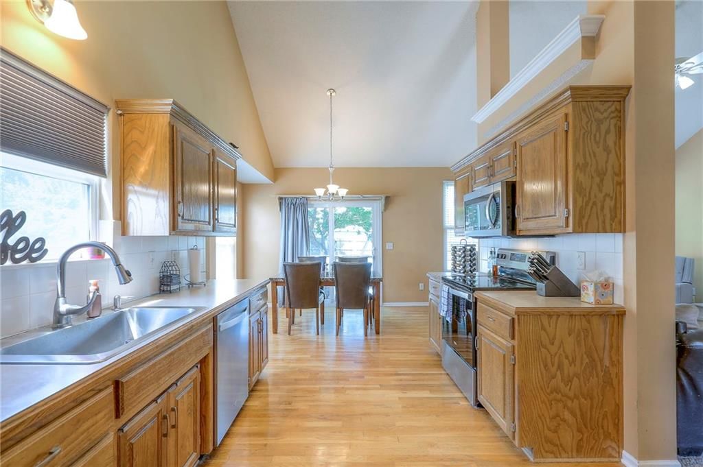 2319 NE Maybrook Drive — photo 11