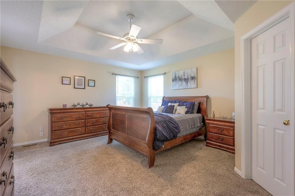 2319 NE Maybrook Drive — photo 15