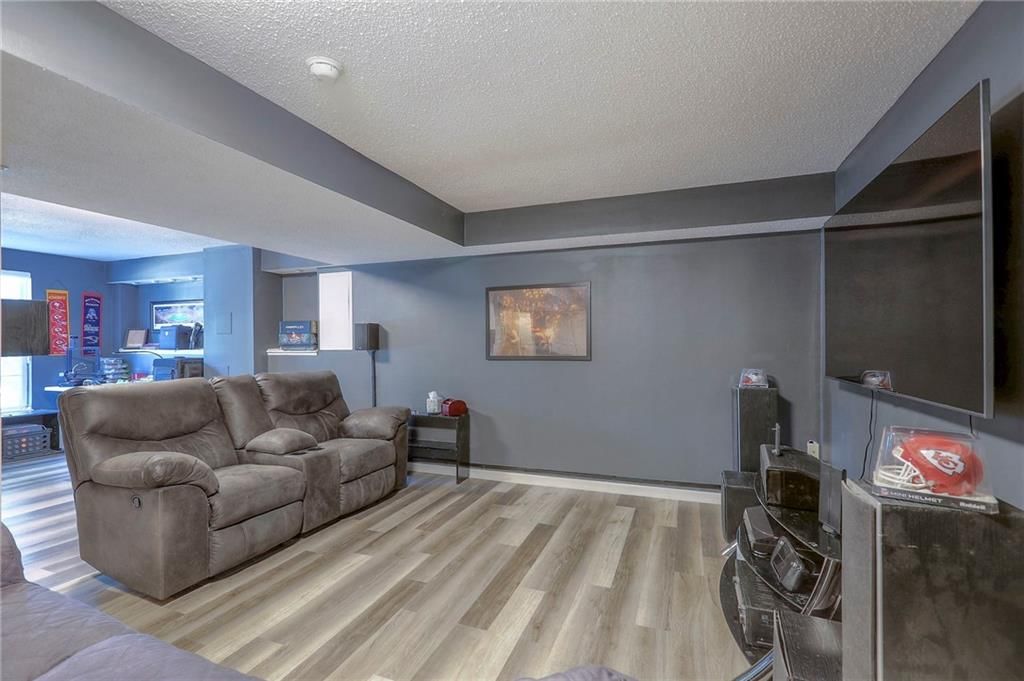 2319 NE Maybrook Drive — photo 25