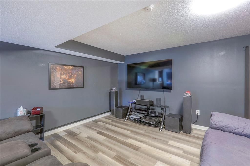 2319 NE Maybrook Drive — photo 28