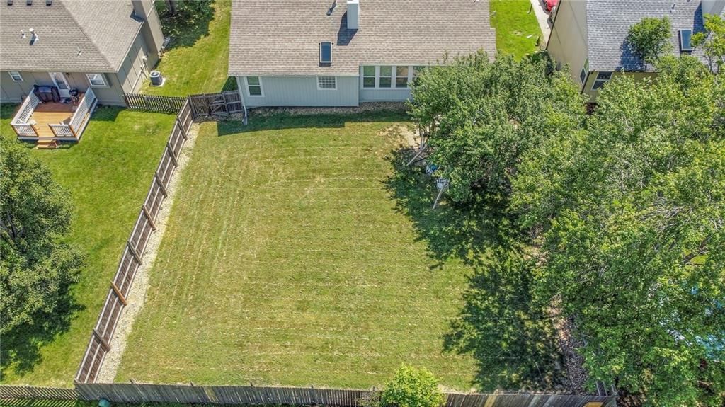 2319 NE Maybrook Drive — photo 45