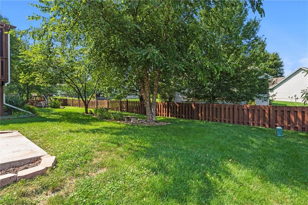 1041 SW Sunflower Drive — photo 34