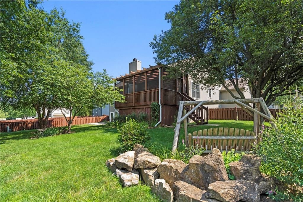 1041 SW Sunflower Drive — photo 35