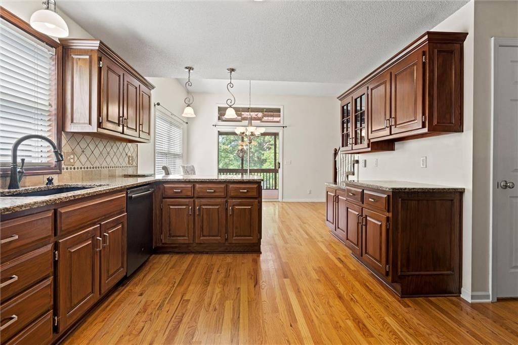 1041 SW Sunflower Drive — photo 10