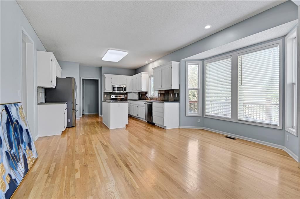 15833 ROSEWOOD Street — photo 12