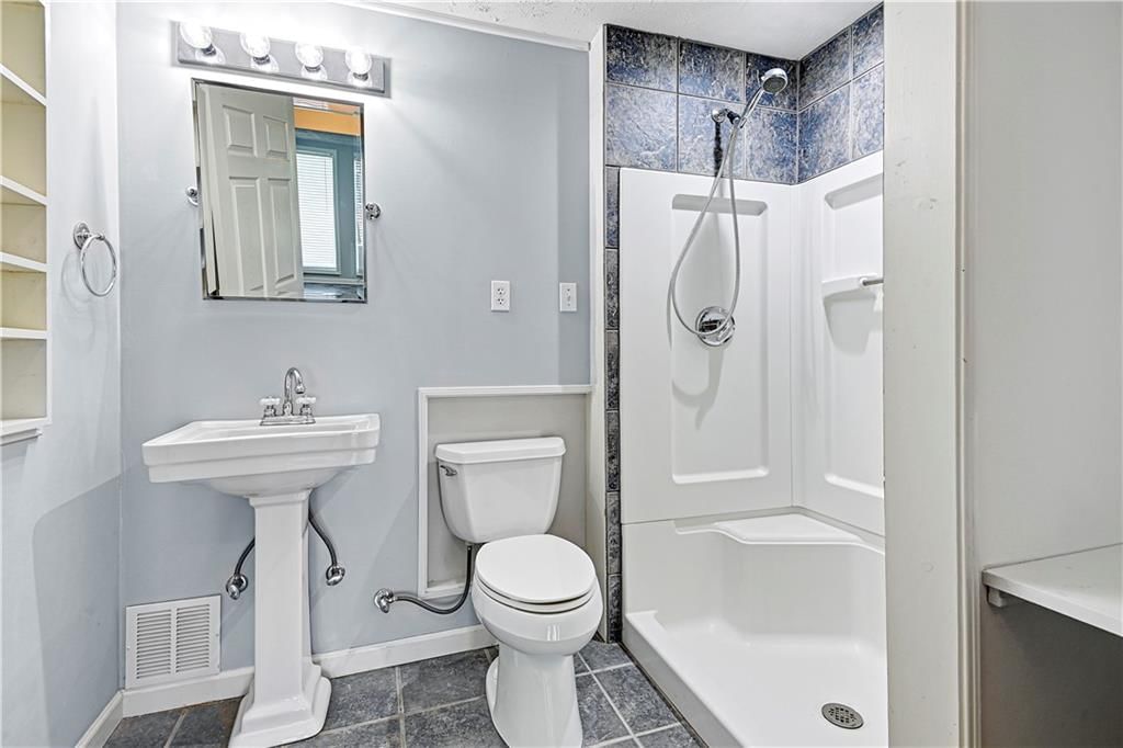15833 ROSEWOOD Street — photo 28