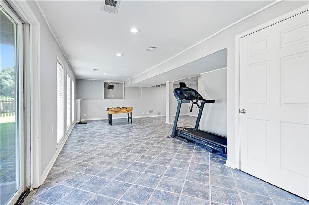 15833 ROSEWOOD Street — photo 37