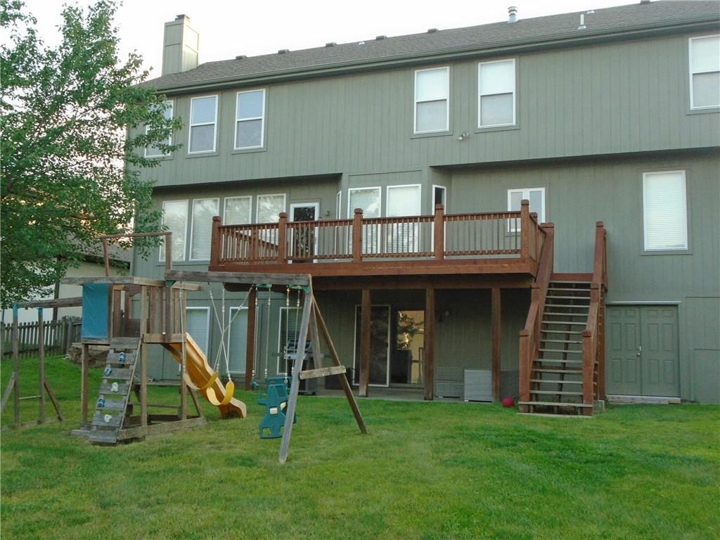 15833 ROSEWOOD Street — photo 43