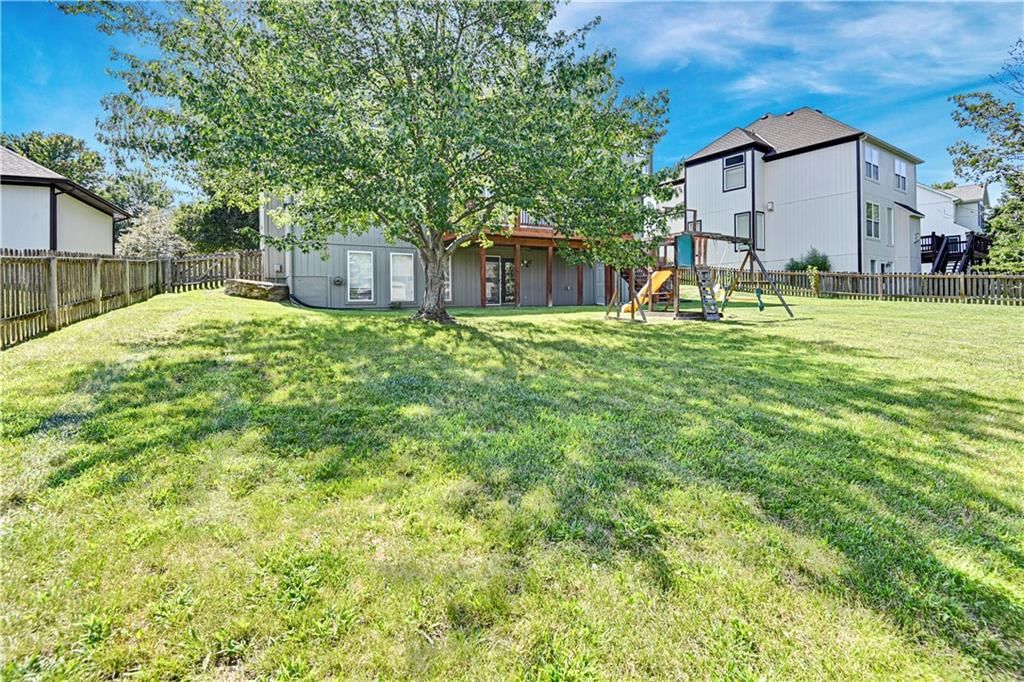 15833 ROSEWOOD Street — photo 48