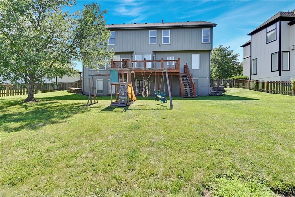 15833 ROSEWOOD Street — photo 49
