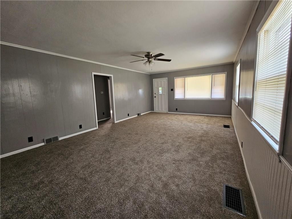 102 N Cherokee Street — photo 6