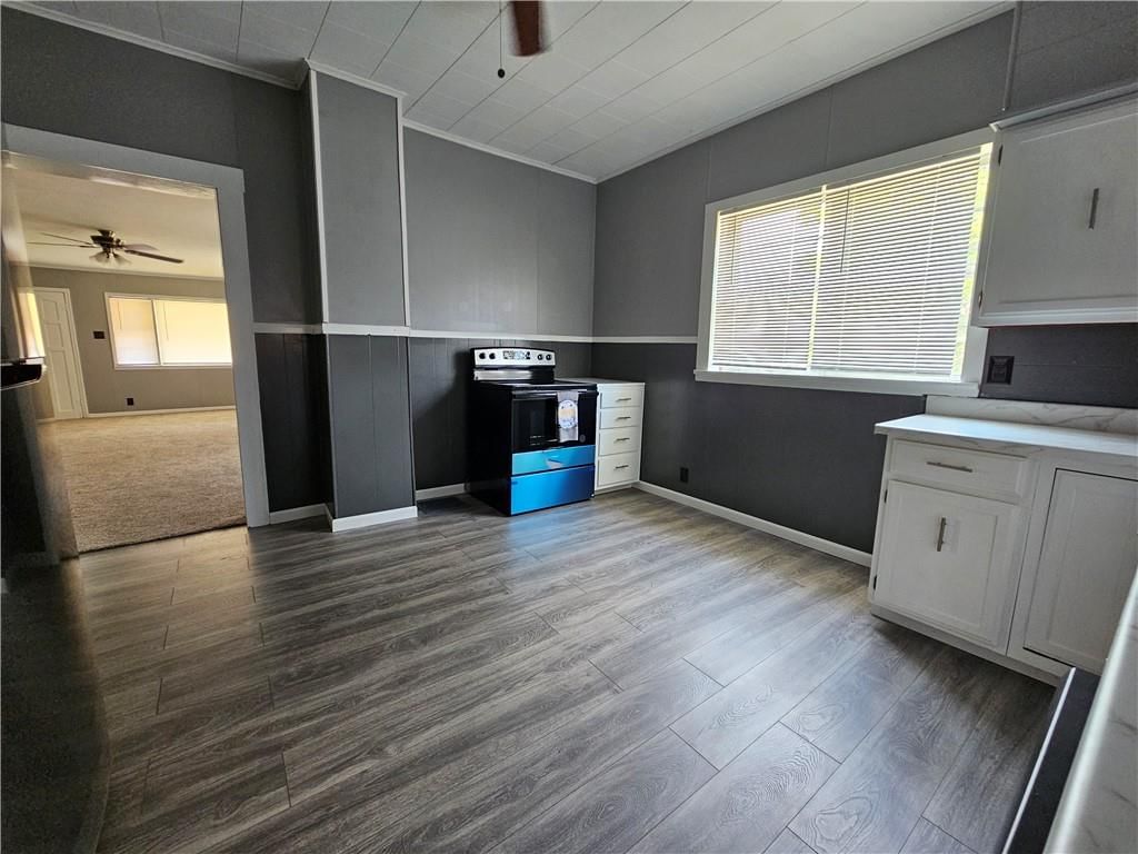 102 N Cherokee Street — photo 9